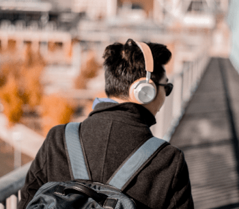 Noise Canceling vs Noise Isolating Headphones 2024
